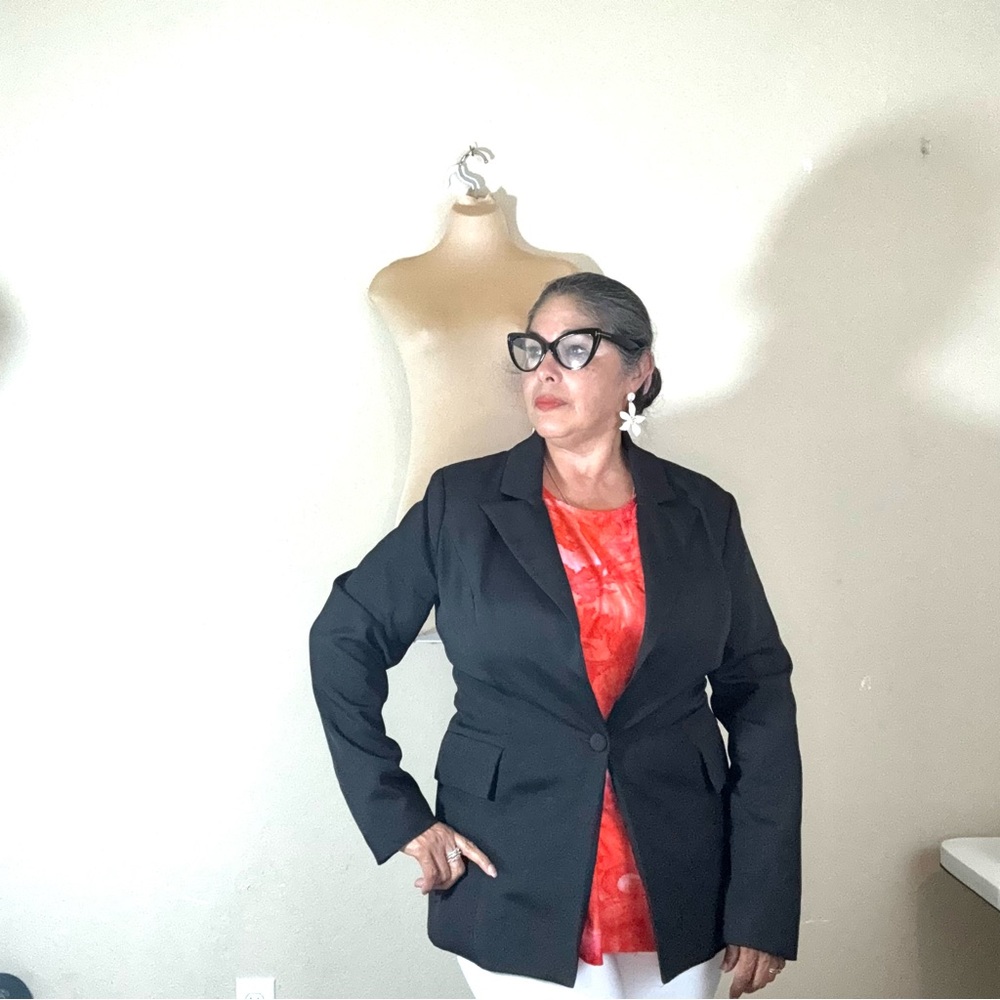 Classic Black Women's Suit Jacket - Picture 14 of 16